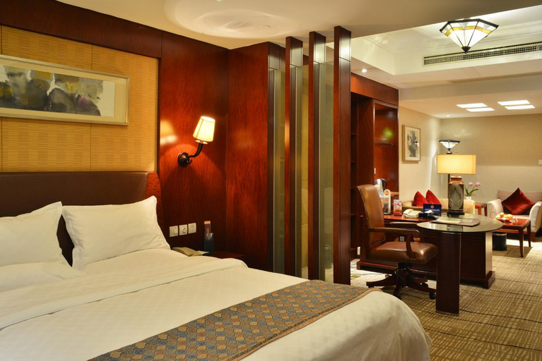 Bedroom 2, Beijing Jiangsu Plaza Hotel, Beijing