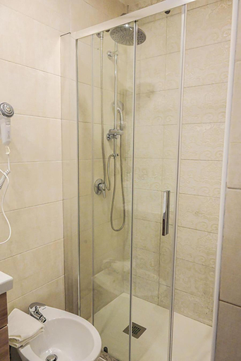 Bathroom 3, Suisse hotel, Caserta