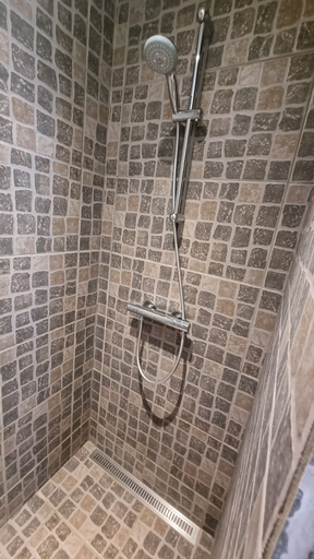 Bathroom 4, Penalhuzet, Bornholm