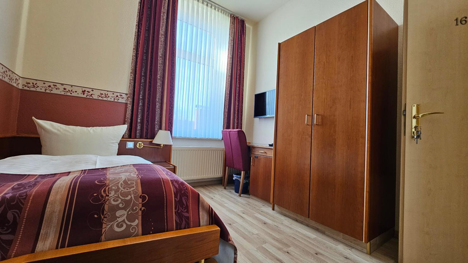 Bedroom 2, Nordischer Hof, Rostock