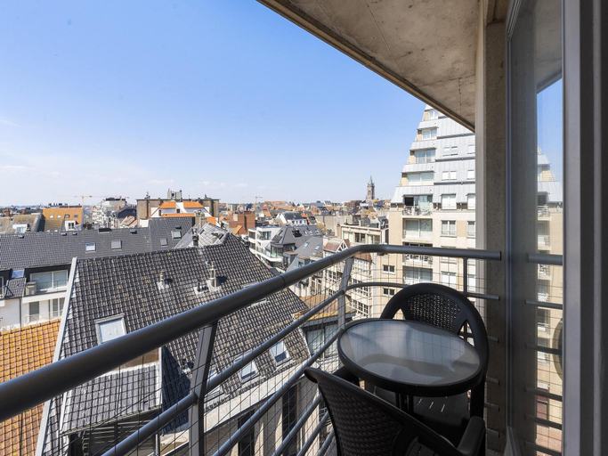 Others 3, Spacious studio near seafront, West-Vlaanderen