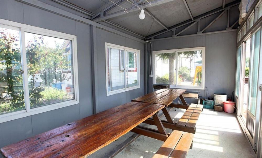 Others 5, Aquapia House, Taean