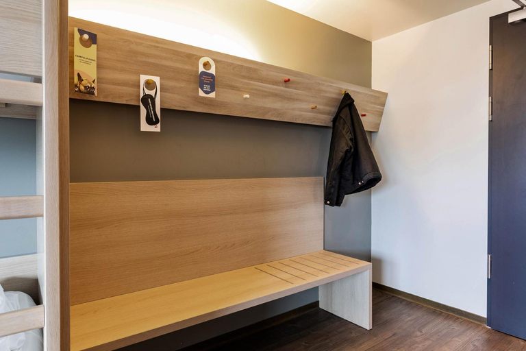 Bedroom 3, MEININGER Hotel Berlin Airport, Berlin