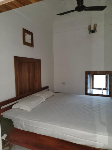 Bedroom 2, Aravalli Mount View Hotel And Restaurant Samode, Jaipur