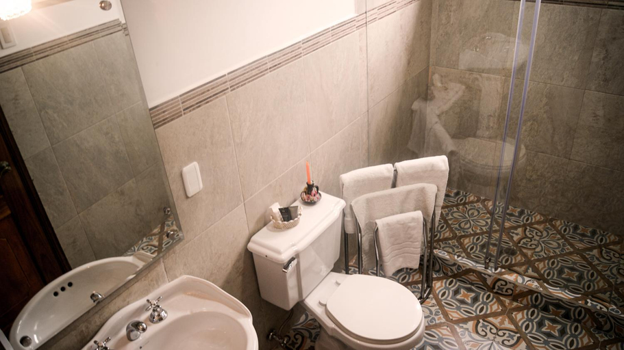 Bathroom 3, Hotel La Cierva de San Marcos, Quito
