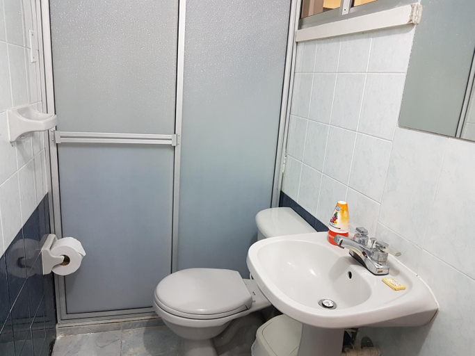 Bathroom 4, Hotel Don Juan Colonial, Floridablanca