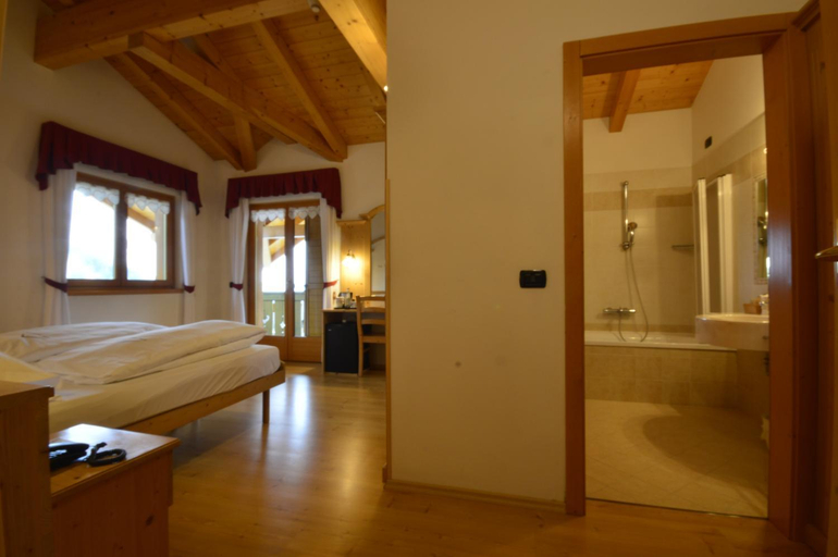Bedroom 4, Garni Sant'Antonio, Trento