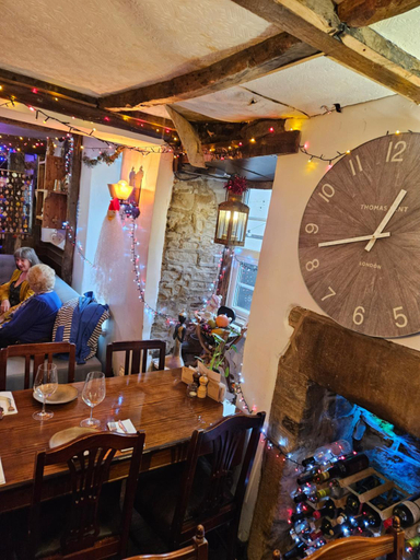 Food & Drinks 3, The Royal Hotel, Derbyshire