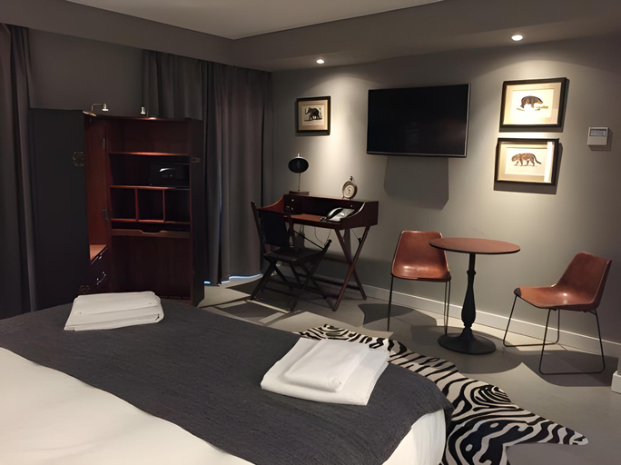 Bedroom 3, Dalma Old Town Suites, Lisbon
