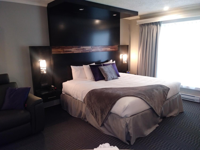 Bedroom 2, Hotel des Eskers, Abitibi