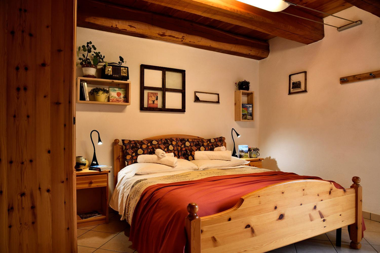 Bedroom 3, Rifugio Lou Lindal, Cuneo