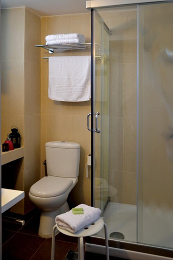Bathroom 3, Xanthippi Hotel Apartments, Attica