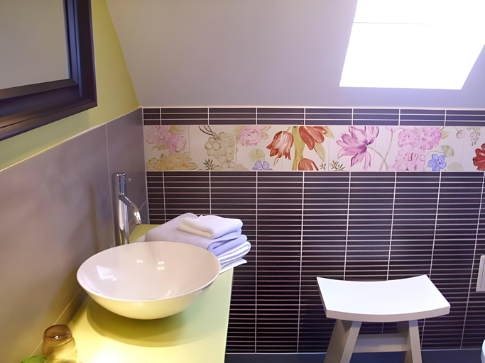 Bathroom 2, Designhotel Fahrhaus Meißen, Meißen