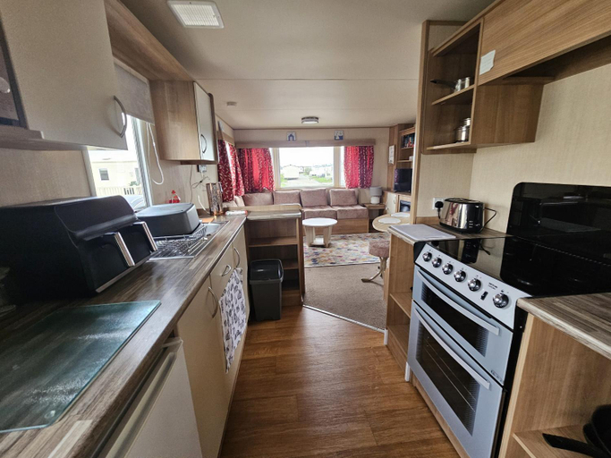 Kitchen, 3 Bed Standard Caravan Robinhood, Denbighshire