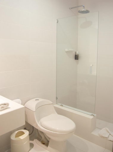 Bathroom 4, Hotel Boutique Carvallo, Cuenca
