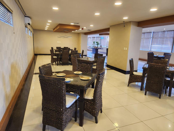 Food & Drinks 5, Palm Continental Hotel, City of Johannesburg
