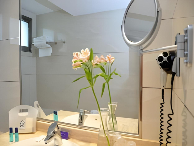 Bathroom 4, Clement Barajas, Madrid