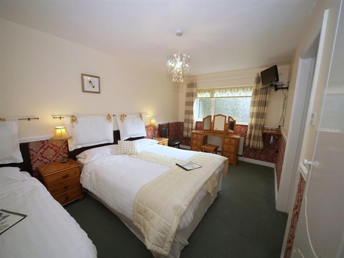Bedroom 2, Launard House