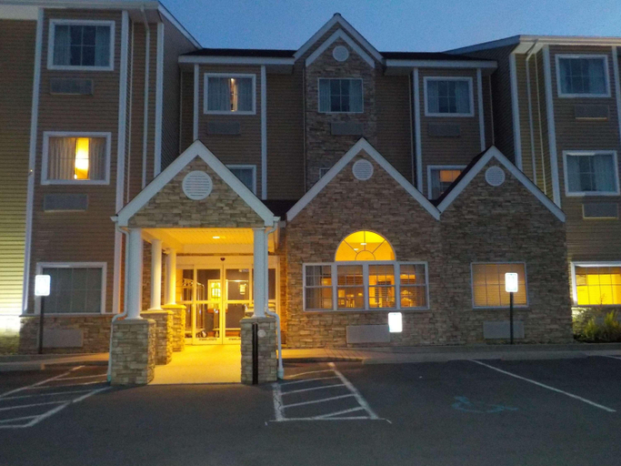 Exterior & Views 2, SureStay Plus Hotel by Best Western Keyser, Mineral