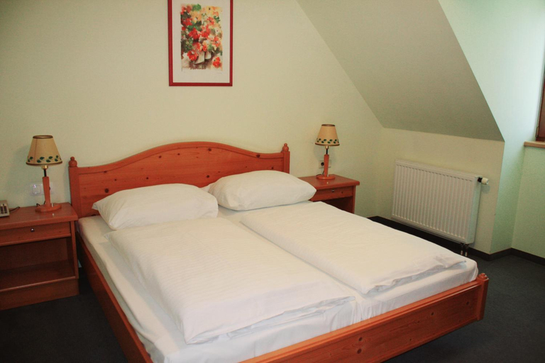 Bedroom 3, Hotel Garni Am Seggauberg, Leibnitz