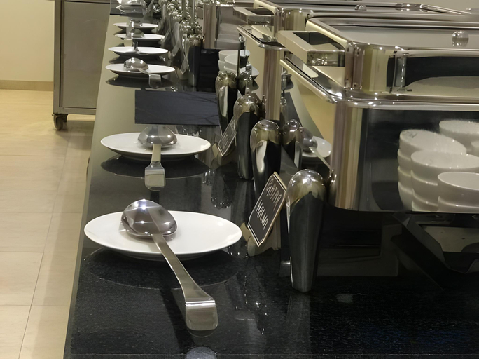 Food & Drinks 5, Kyriad Hotel Solapur, Solapur
