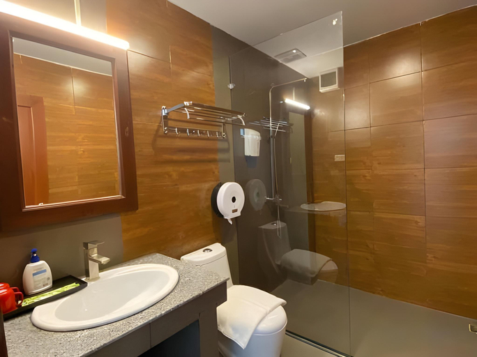 Bathroom 3, Vang Vieng Top View Hotel, Vangvieng