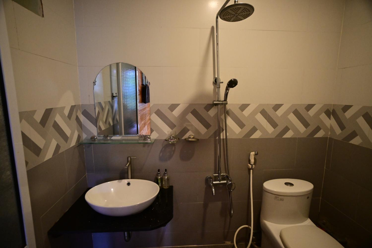 Bathroom 3, Little Home Homestay, Côn Đảo