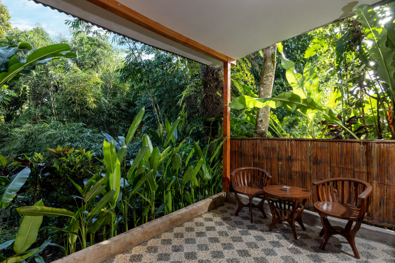 balcony 9