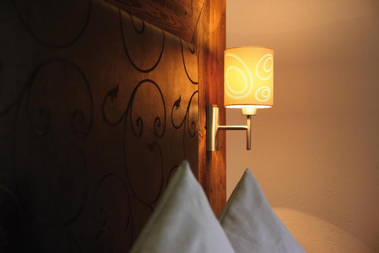 Bedroom, Hotel Maria Theresia, Schwaz
