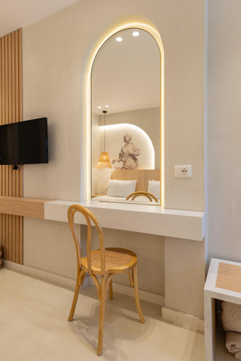 Others 5, Dimitri Hotel, Vlorës