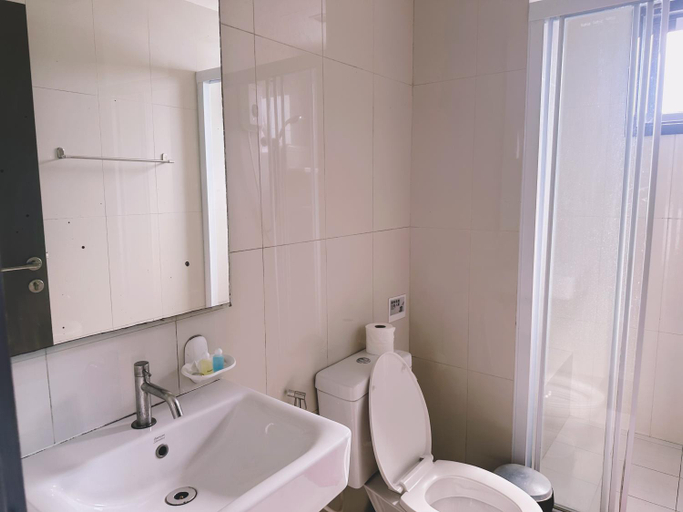 Bathroom 4, The base central, Pattaya