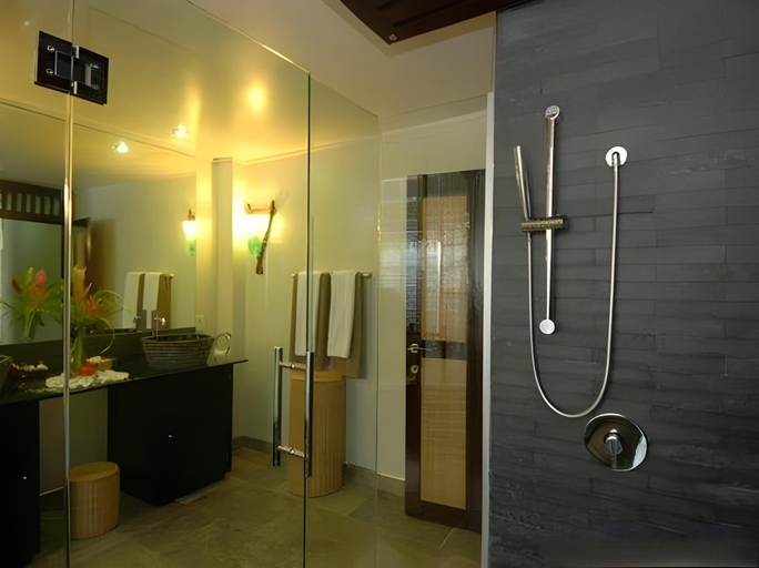 Bathroom 5, Crown Beach Resort & Spa, Rorotonga
