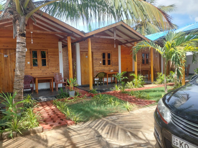 Others 4, Dots bey beach cabana uppuveli, Trincomalee Town and Gravets