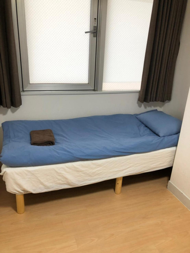 Bedroom 2, Issyuku hostel , Taitō