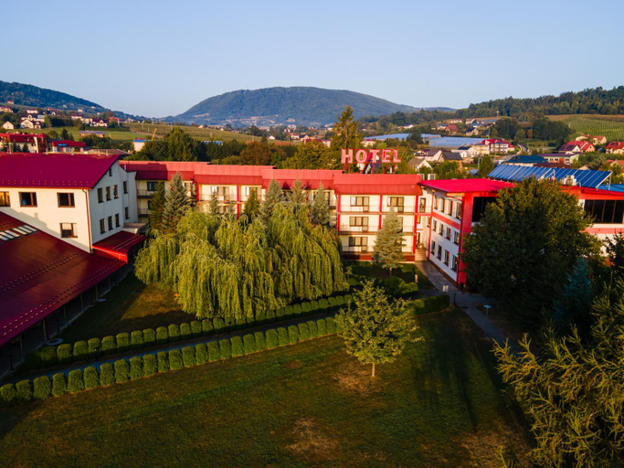Exterior view 3, Hotel Litwinski, Nowy Sącz