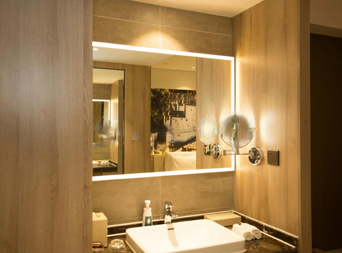 Bathroom 3, Atour Hotel Hefei Gaoxin Kexue Avenue, Hefei