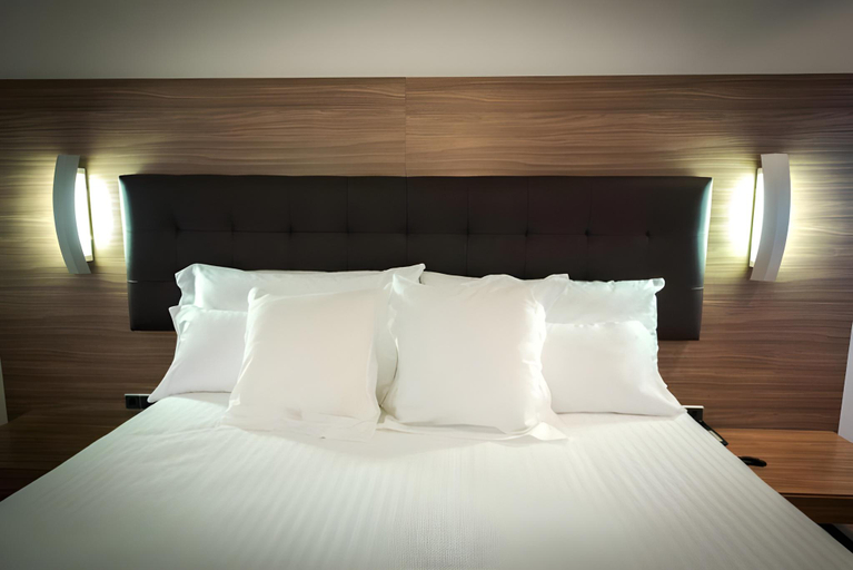 Bedroom 3, Hotel Bruc, Barcelona