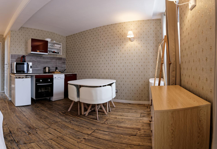 Others 5, Appart'Hotel Sainte Trinite, Aube