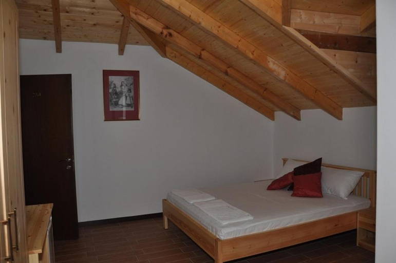 Bedroom 2, Hotel Marub, Mirditës