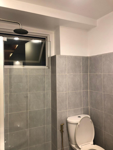Bathroom 3, PREMIERE HAVEN at Sea Residences Condominium, Pasay City