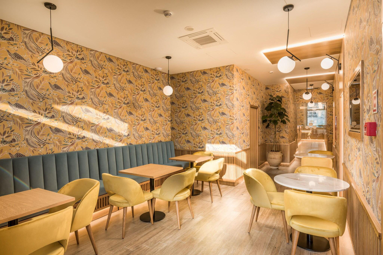 Food & Drinks 5, Legends' House by Sweet Porto, Porto