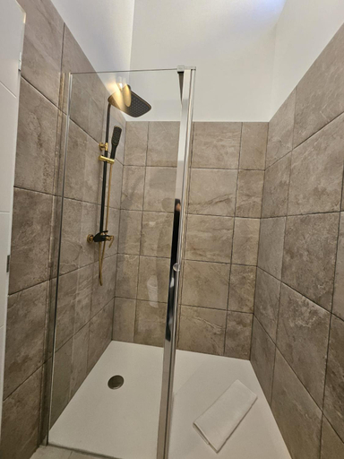 Bathroom 2, Villa Berlioz, Alpes-Maritimes