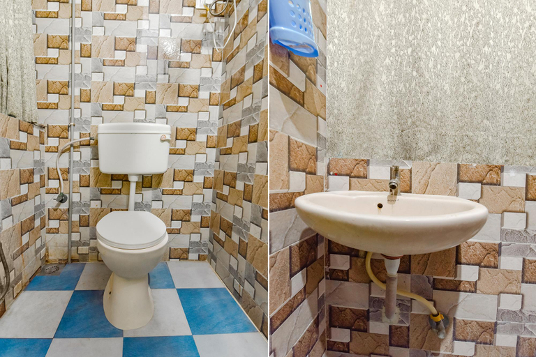 Bathroom, Hotel O Vishwa, Gandhinagar