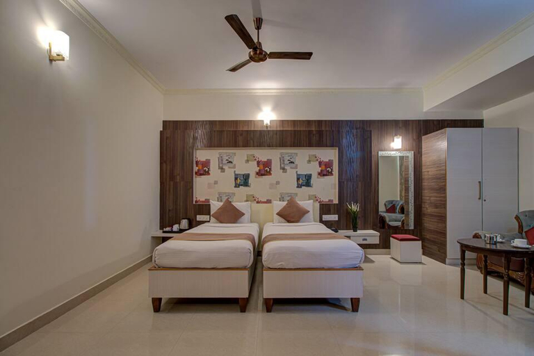 Bedroom 2, Hotel Royal Classio, Bangalore, Bangalore