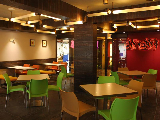 Food & Drinks 2, Kells Hotel and Restaurant, Ahmadabad