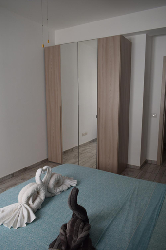 Bedroom 2, BoaOp Apartments