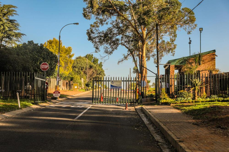 Others 2, The Exclusive Guesthouse, Ekurhuleni