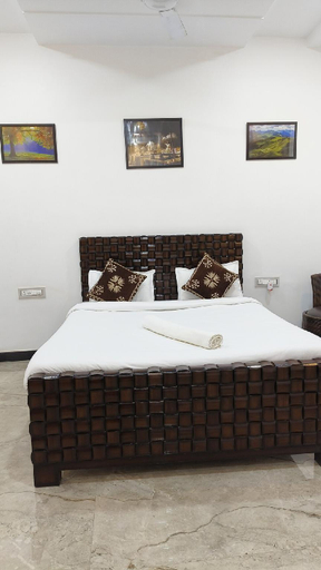 Bedroom, Hotel Villa De Benares, Varanasi
