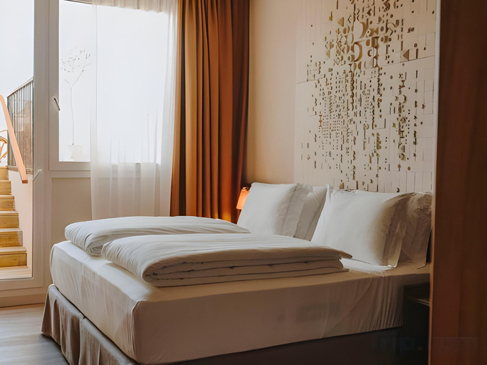 Others 5, Hotel Casa Luz, Barcelona