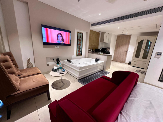 Others 5, Luxury Studios Key 4, Gurgaon